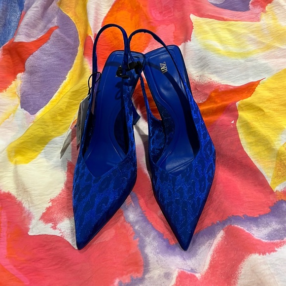 Zara pumps in Royal Blue Satin cheetah  print unworn, New with tags - Picture 4 of 8